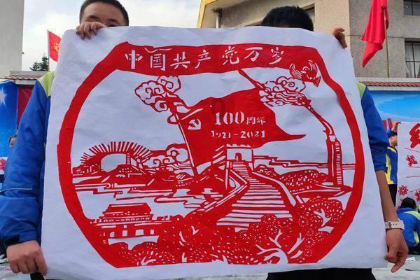 县城管执法局多举措开展烟花爆竹禁燃禁放宣传工作